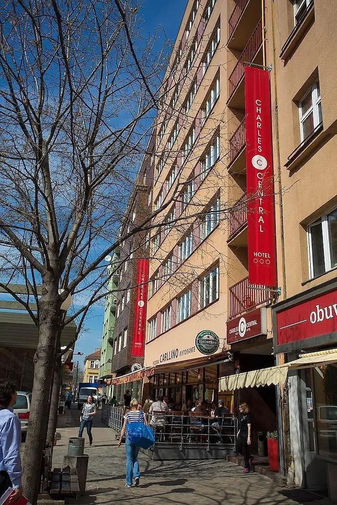 Charles Central Praag Hotel