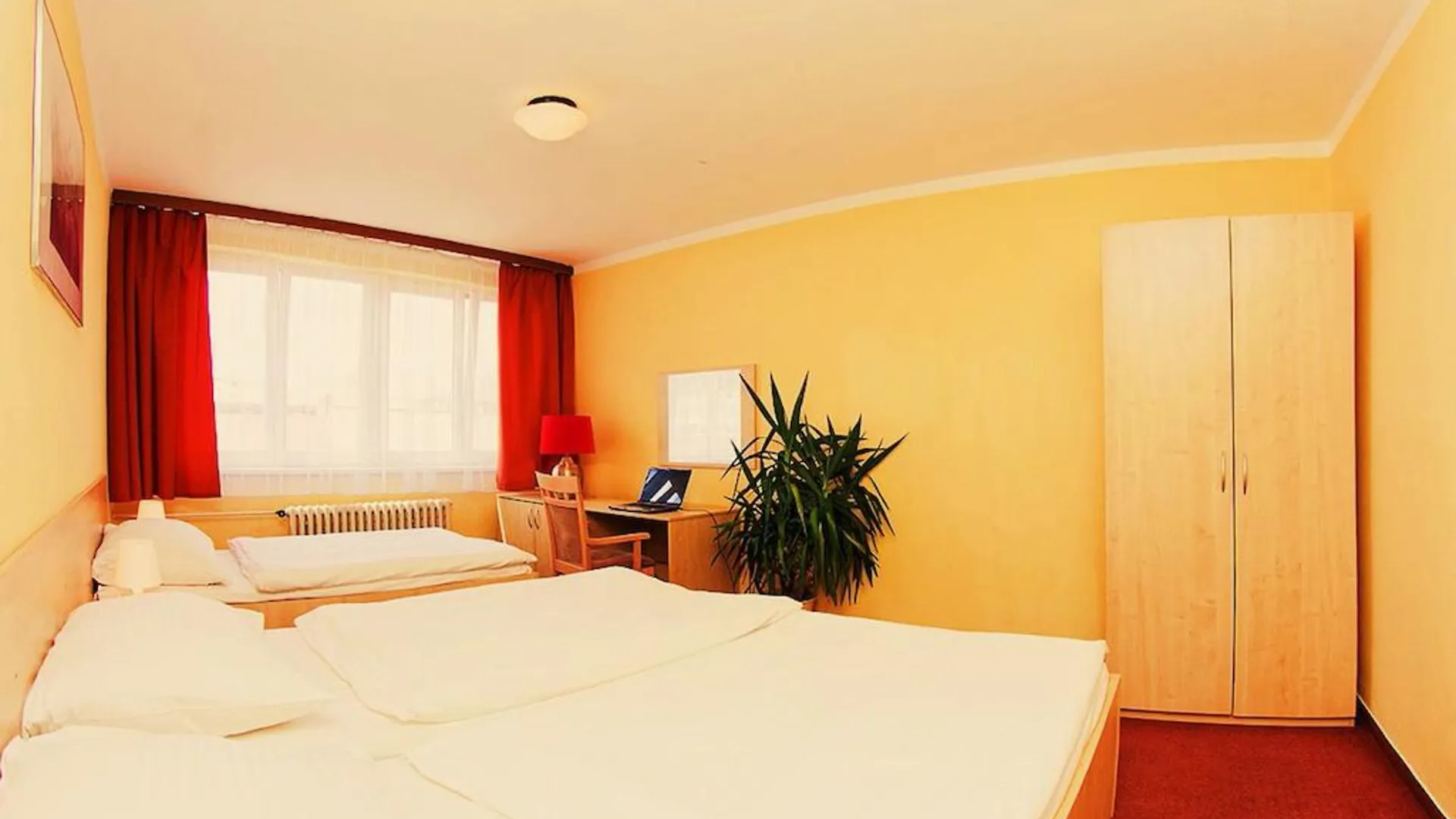 Charles Central Prague Hotel
