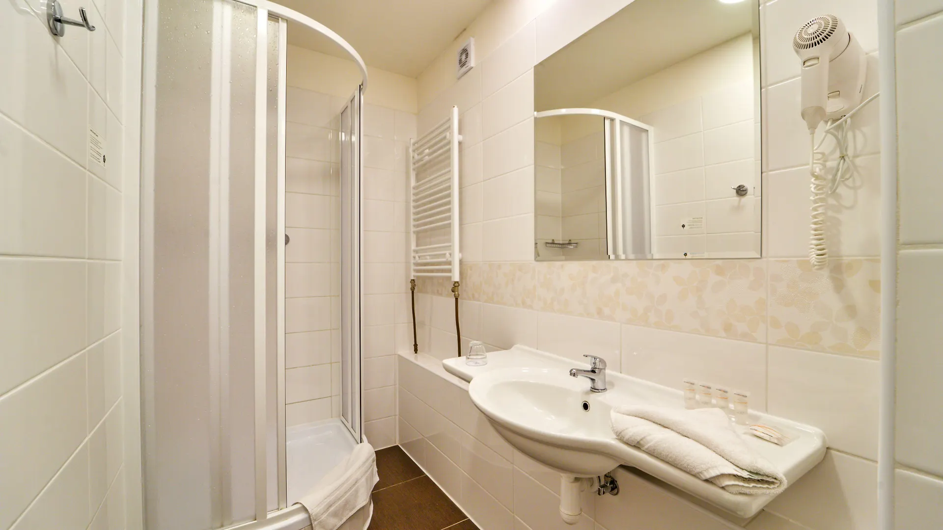 Charles Central Prague Hotel
